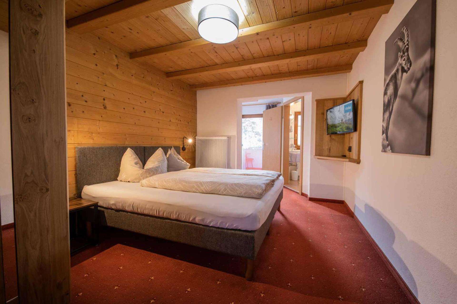 Bed and Breakfast Haus Steinbock Нойштифт-им-Штубайталь Экстерьер фото