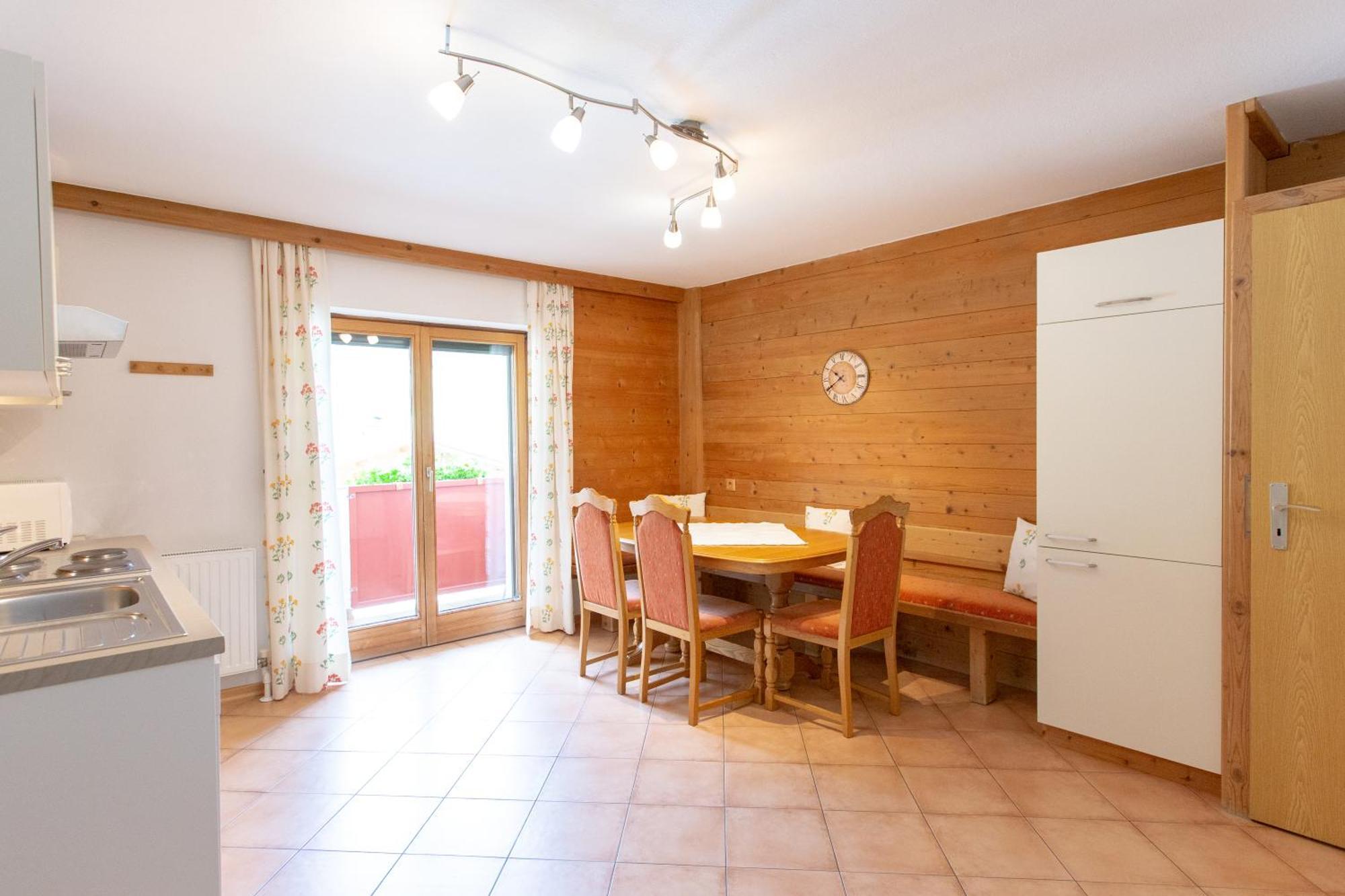 Bed and Breakfast Haus Steinbock Нойштифт-им-Штубайталь Экстерьер фото